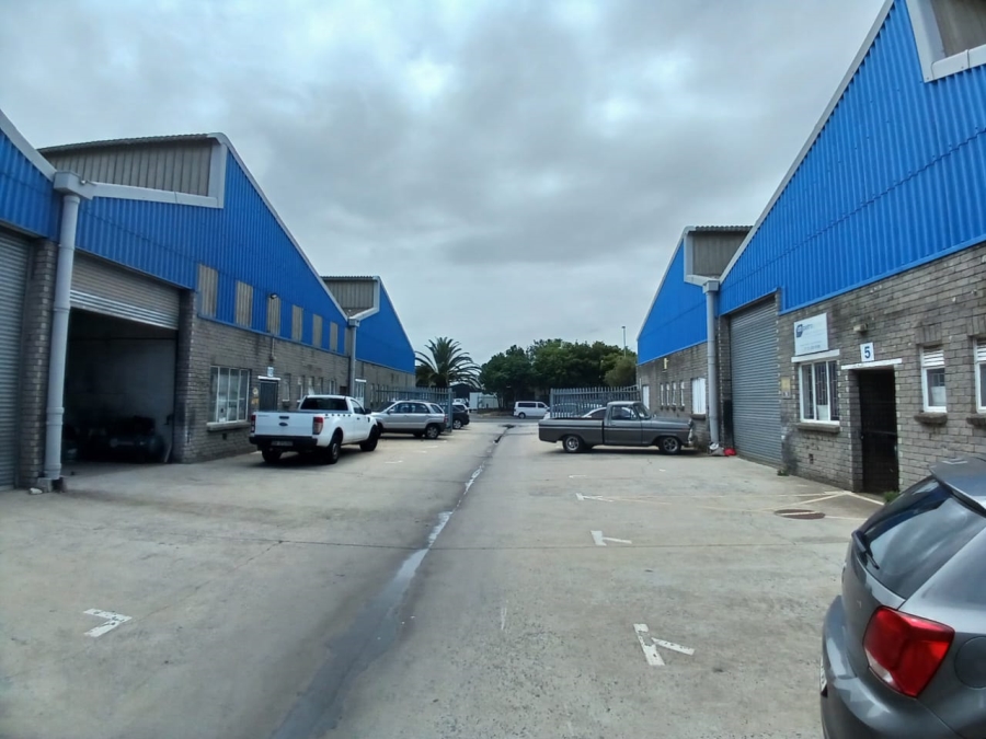 To Let commercial Property for Rent in Montague Gardens Western Cape